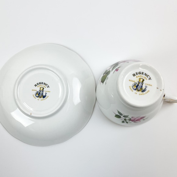 Vintage Regency English Bone China Tea Cup & Saucer Set Floral Made in England - Picture 7 of 10